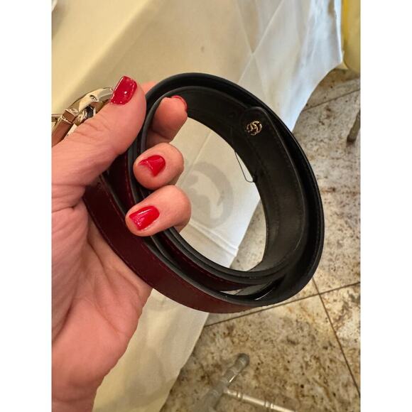 Gucci Reversible Black & Rosso Ancora Leather Belt Size 95 GG Gold Buckle NWOT main image 6
